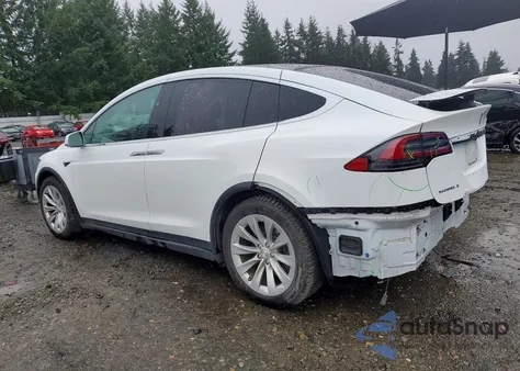 2018 Tesla Model X из США, поврежденный, VIN 5YJXCBE22JF141666